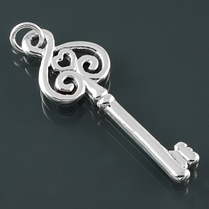 Wisiorek srebrny klucz